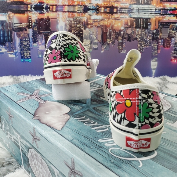 Vans authentic printed floral flowers 💐 😍 - Picture 6 of 13